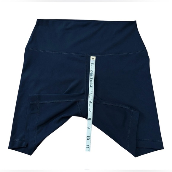 Yogalicious Lux, High-Waisted Athletic Shorts, Size L, Black 🧘♀️ - Picture 4 of 9